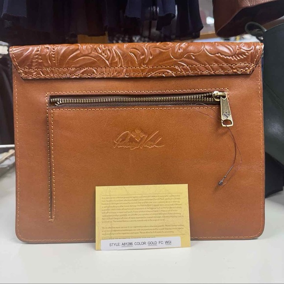 Patricia Nash NEW Brown Italian Leather Tooled Midi iPad Portfolio Case - Picture 3 of 5